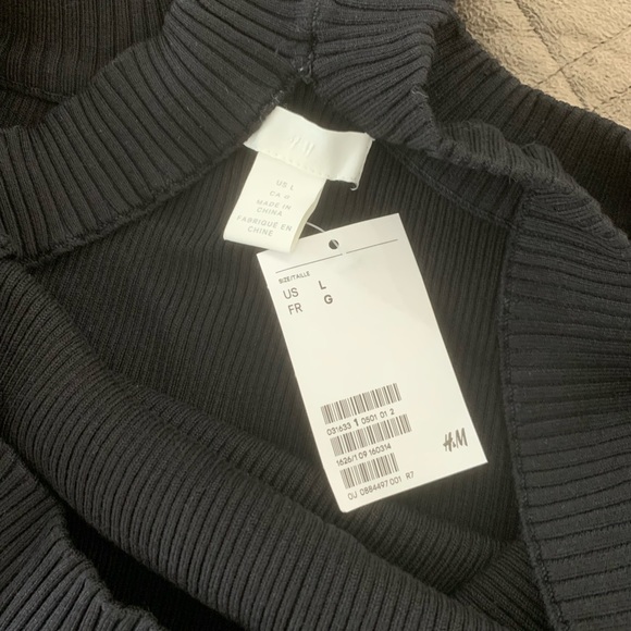 H & M Black NWT Rib Knit Top size L - Picture 8 of 14
